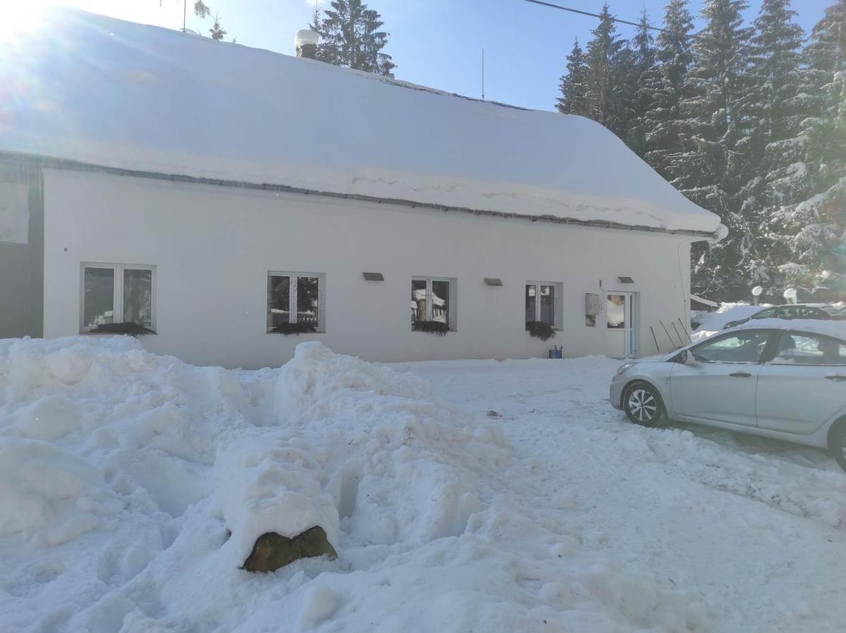 Penzion Smrekovica Ruzomberok Eksteriør bilde